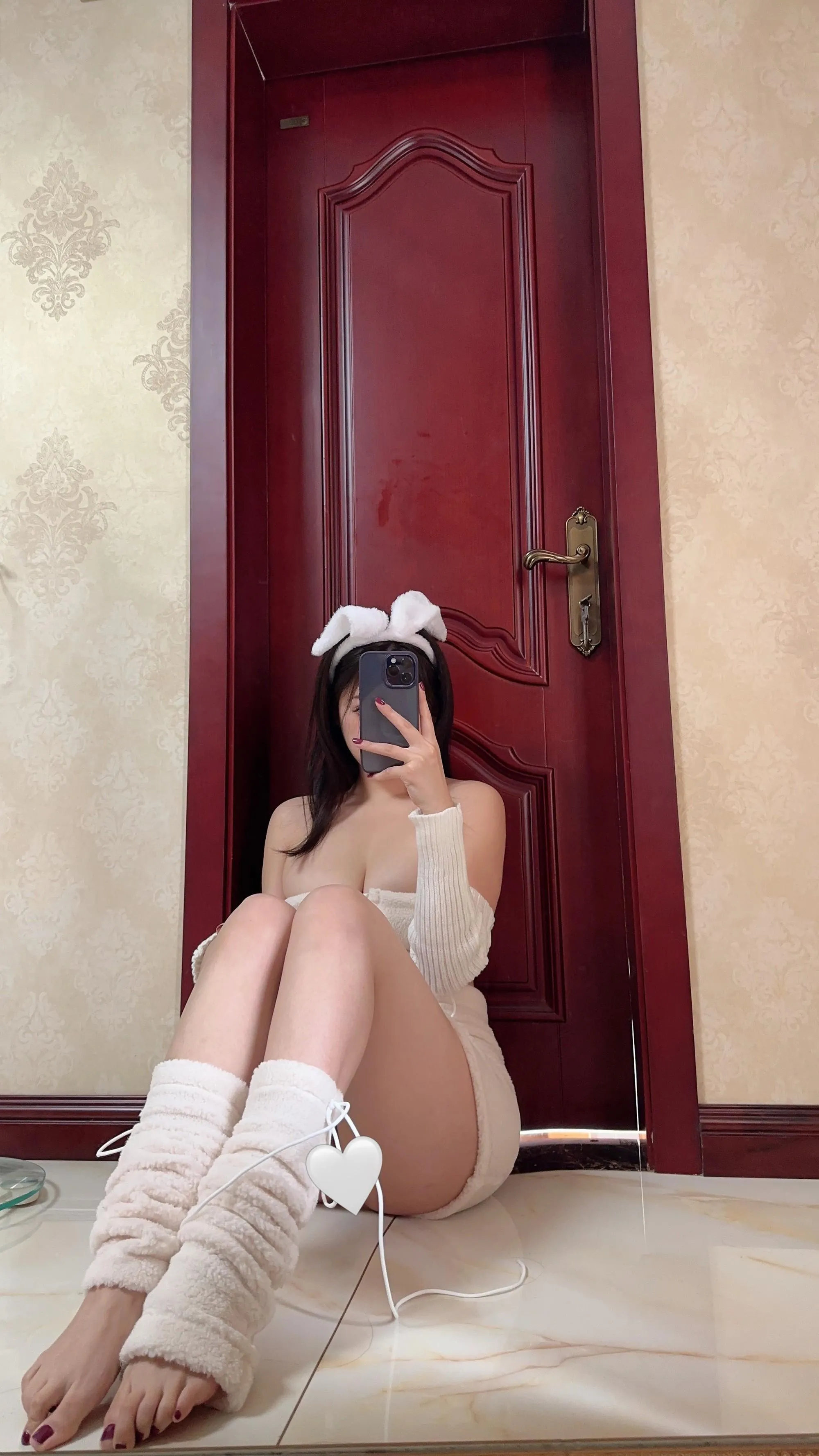 NO.031 奶宝妹纸 – 微密圈系列 今天很温顺 [29P]插图
